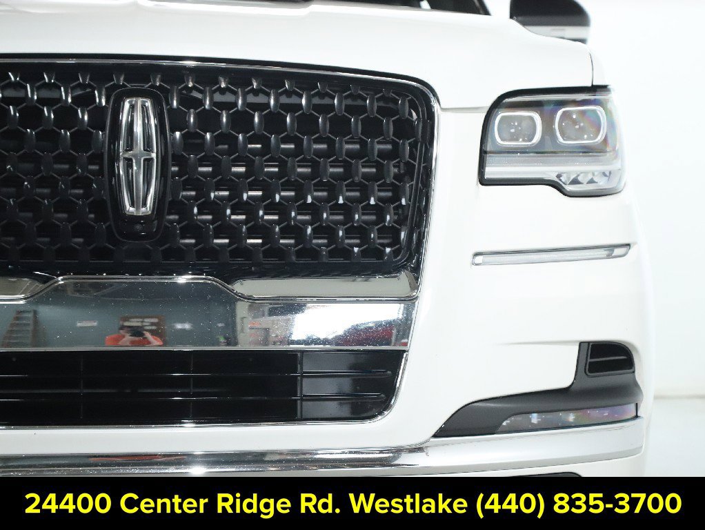 Certified 2023 Lincoln Navigator Black Label AWD/4WD image 8