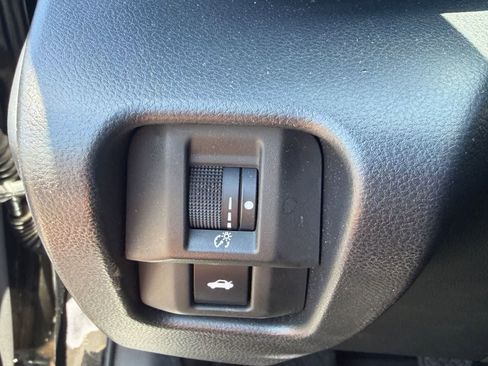 Used 2024 Toyota GR86 RWD image 9