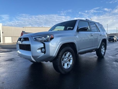 Certified 2019 Toyota 4Runner SR5 Premium image 3