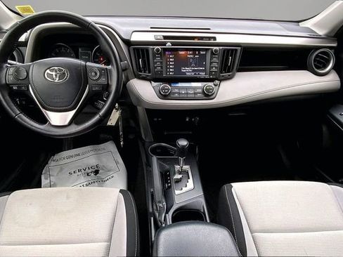 Used 2017 Toyota RAV4 XLE image 12
