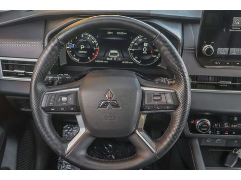 Used 2024 Mitsubishi Outlander SEL image 24