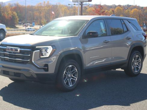 New 2026 GMC Terrain Elevation w/ Technology Package II image 3