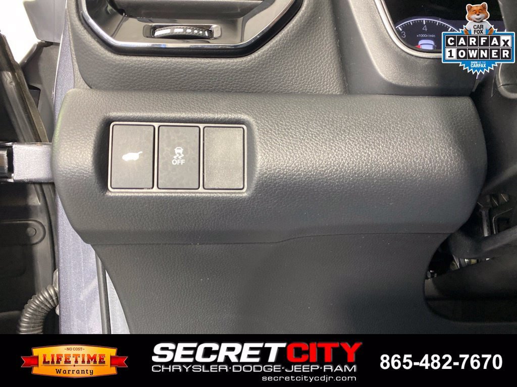 Used 2025 Honda Pilot EX-L image 13