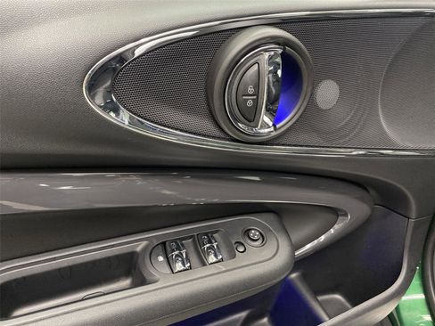 Used 2020 MINI Cooper Clubman S image 19