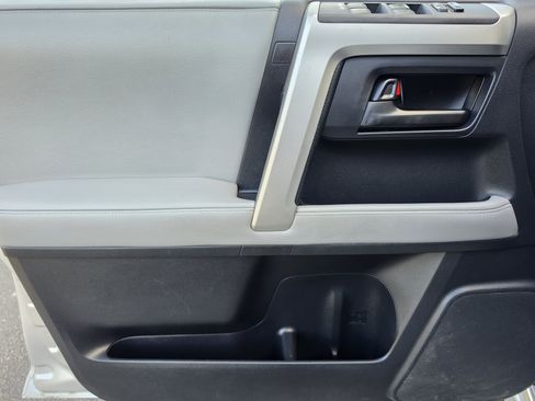 Used 2010 Toyota 4Runner SR5 RWD image 23