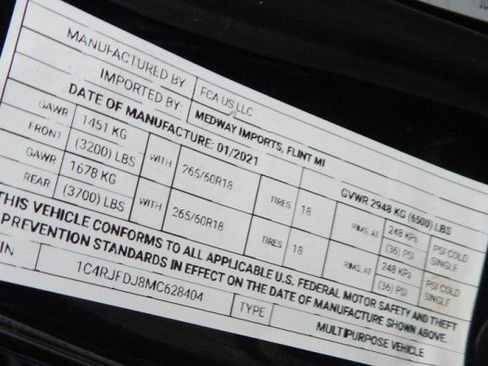 Used 2021 Jeep Grand Cherokee SRT w/ Trailer Tow Group IV image 15