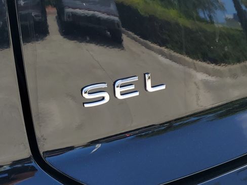 New 2025 Volkswagen Atlas Cross Sport SEL Premium R-Line image 8