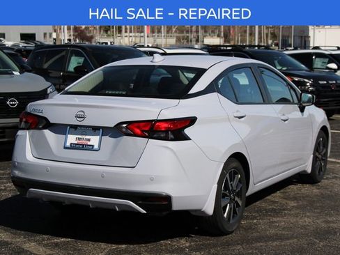 New 2025 Nissan Versa SV w/ Trunk Package FWD image 9