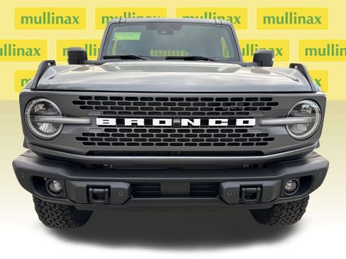 New 2025 Ford Bronco Badlands image 12