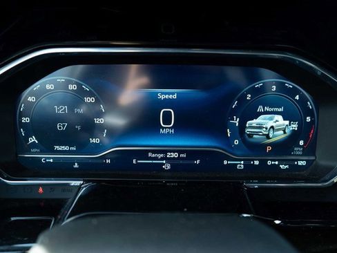 Used 2023 Chevrolet Silverado 1500 LTZ w/ LTZ Premium Package image 24