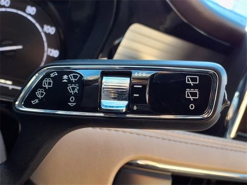 Certified 2022 Lincoln Corsair AWD w/ Equipment Group 101A image 16