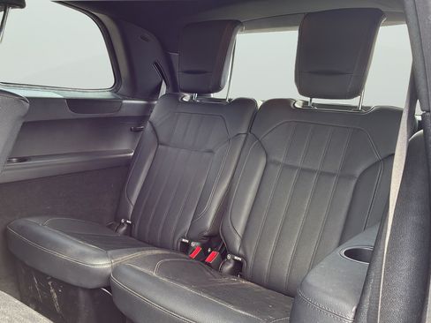 Used 2019 Mercedes-Benz GLS 450 4MATIC image 29