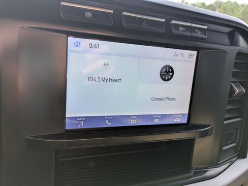 Used 2023 Ford F350 XLT w/ FX4 Off-Road Package image 15