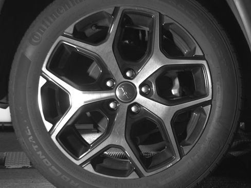 Used 2025 Jeep Compass Limited image 15