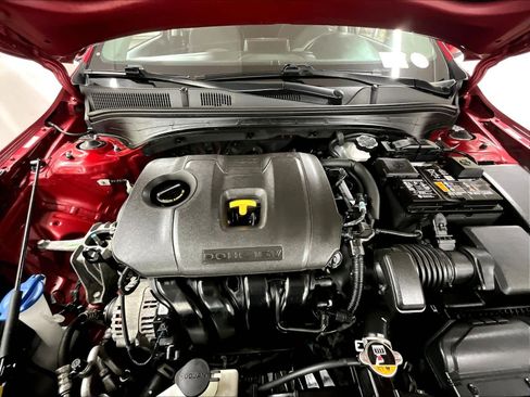 Used 2022 Kia Forte LXS w/ LXS Technology Package image 28