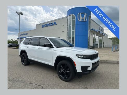 Used 2023 Jeep Grand Cherokee L Laredo AWD/4WD image 1
