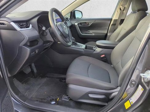 Used 2023 Toyota RAV4 LE image 9