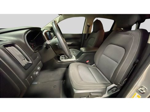 Used 2020 Chevrolet Colorado LT w/ Safety Package image 11