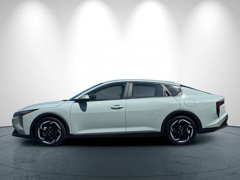 Used 2025 Kia K4 EX FWD image 7