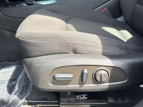 Used 2023 Chevrolet Malibu LT w/ Driver Confidence Package image 28