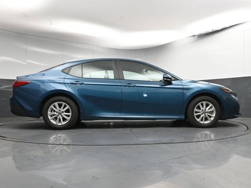 Certified 2025 Toyota Camry LE image 26