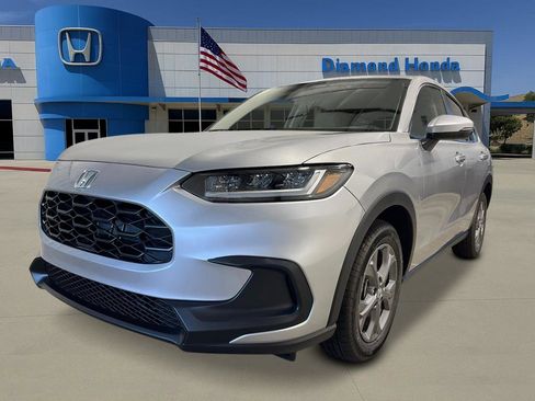 New 2026 Honda HR-V LX image 1