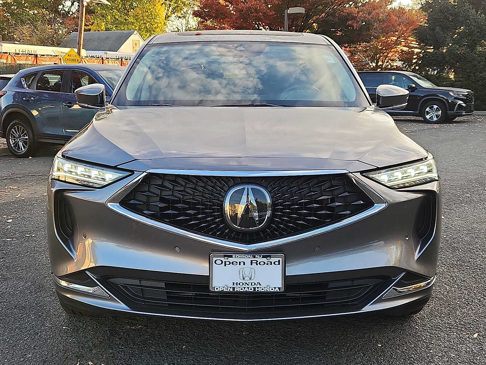 Used 2024 Acura MDX w/ Technology Package AWD/4WD image 2