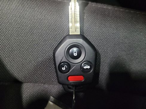 Used 2024 Subaru Impreza 2.0i image 32