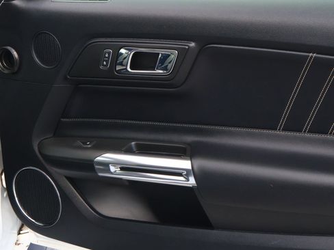 Used 2015 Ford Mustang Premium image 14