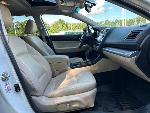 Used 2016 Subaru Outback 2.5i Limited AWD/4WD image 28