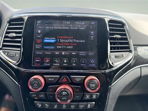 Used 2020 Jeep Grand Cherokee Trailhawk AWD/4WD image 19