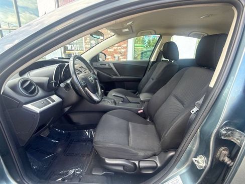 Used 2012 MAZDA MAZDA3 i Touring FWD image 10