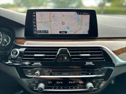 Used 2019 BMW 530e w/ Convenience Package RWD image 12