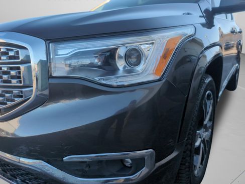 Used 2019 GMC Acadia Denali image 10