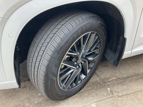 Used 2026 Lexus TX 350 350 Premium w/ Technology Package image 34