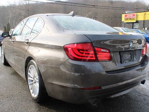 Used 2011 BMW 535i xDrive Sedan image 10
