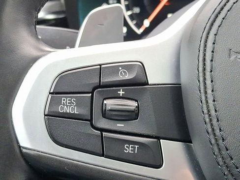 Used 2019 BMW M550i xDrive w/ Dynamic Handling Package image 25