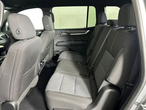 Used 2025 GMC Acadia Elevation w/ LPO, Floor Liner Package AWD/4WD image 28