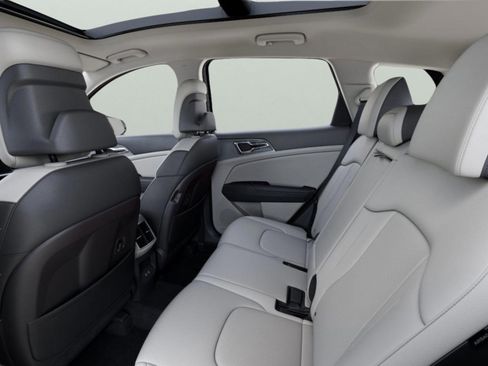 New 2026 Kia Sportage EX image 18