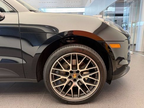 Used 2019 Porsche Macan S AWD/4WD image 25
