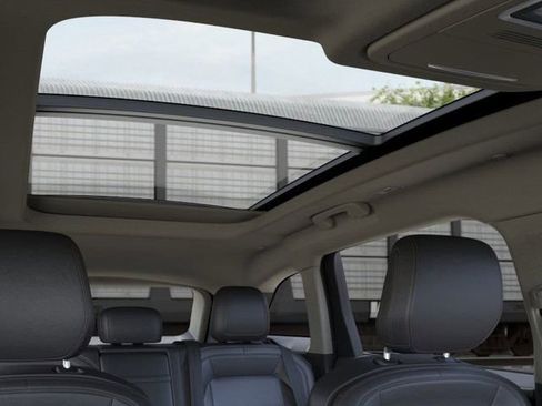 New 2026 Lincoln Nautilus Premier w/ Equipment Group 102A image 21