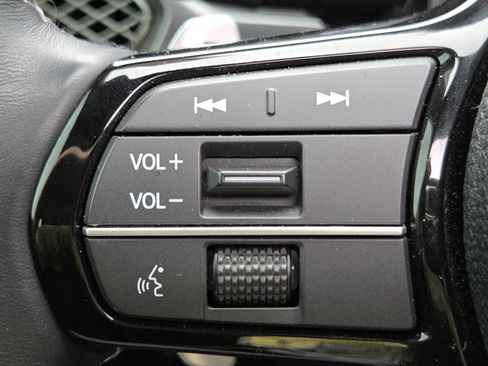 Used 2025 Acura Integra A-Spec FWD image 11