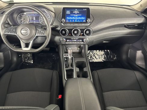 Used 2025 Nissan Sentra SV w/ All-Weather Package FWD image 10