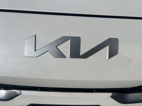 Certified 2023 Kia Forte GT w/ GT2 Package image 32