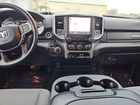 Used 2024 RAM 2500 Big Horn AWD/4WD image 30