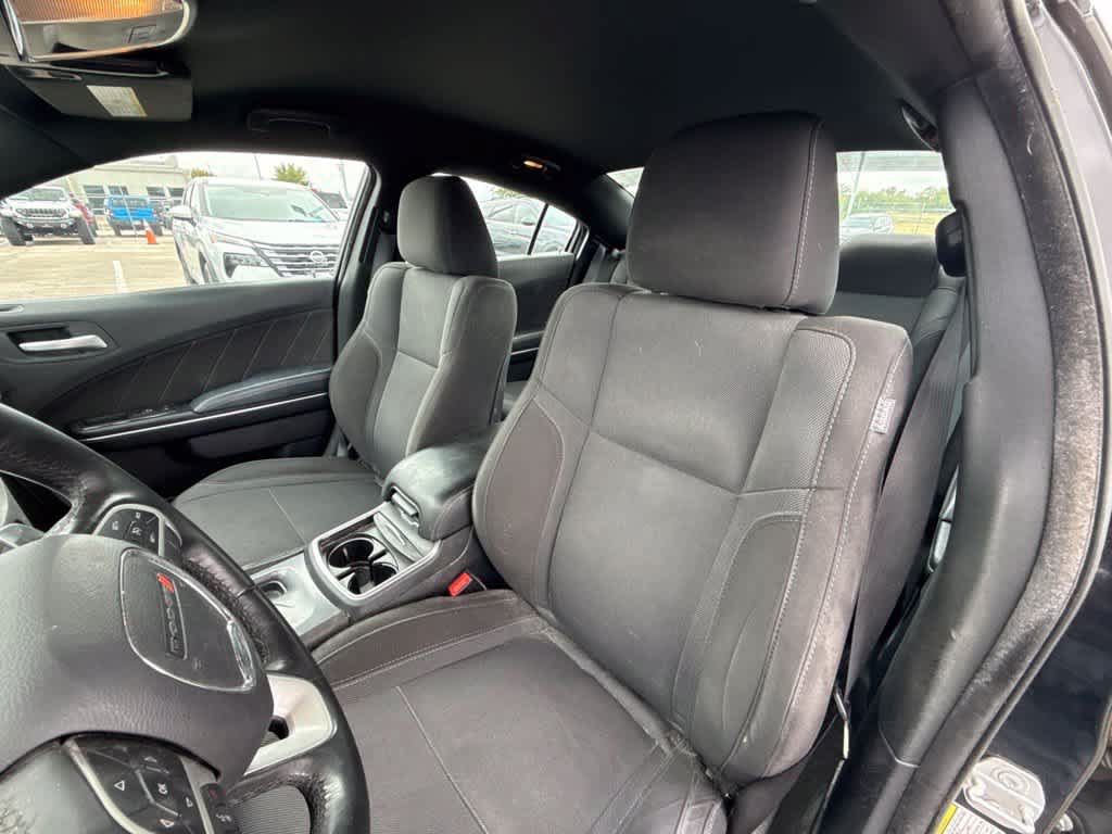 Used 2016 Dodge Charger SXT w/ Rallye Group RWD image 20