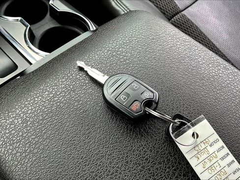 Used 2013 Ford F150 Raptor w/ Luxury Equipment Group AWD/4WD image 35