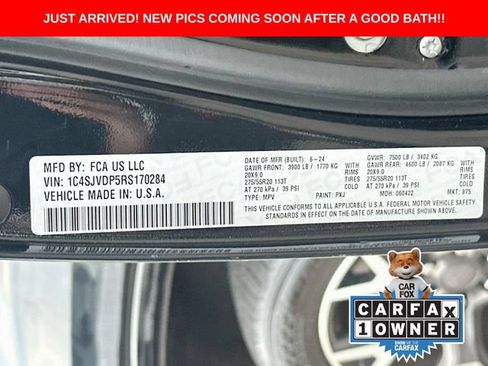 Used 2024 Jeep Wagoneer Series III AWD/4WD image 34