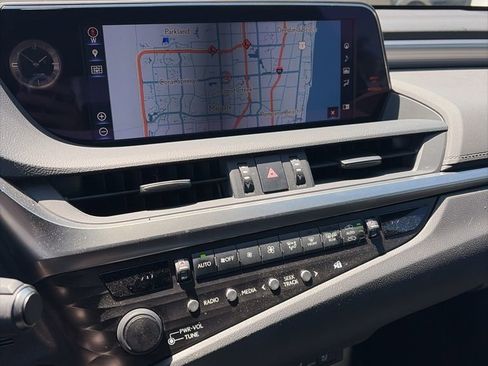 Used 2019 Lexus ES 350 F Sport w/ Accessory Package 2 FWD image 3
