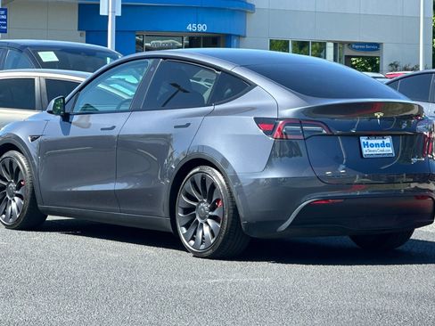 Used 2023 Tesla Model Y Performance AWD/4WD image 3